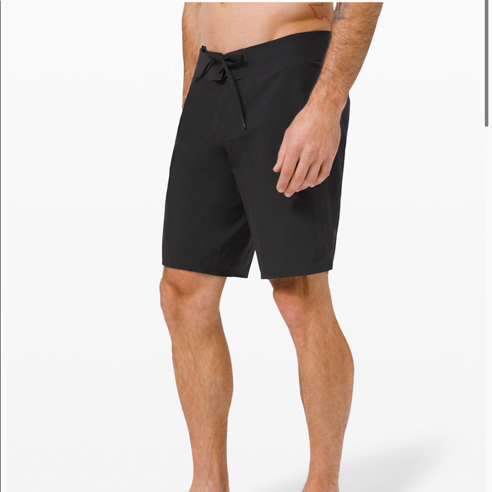 Men’s lululemon board shorts
